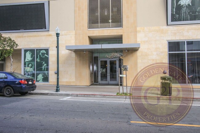 Building Photo - Western Addition - 2 BR, 2 BA Condo 1,470 ...