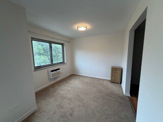 Foto del edificio - 401 S Grove Ave