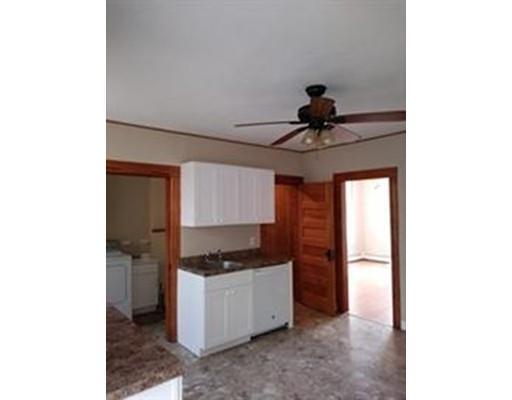 Foto del edificio - 65 Coburn Ave