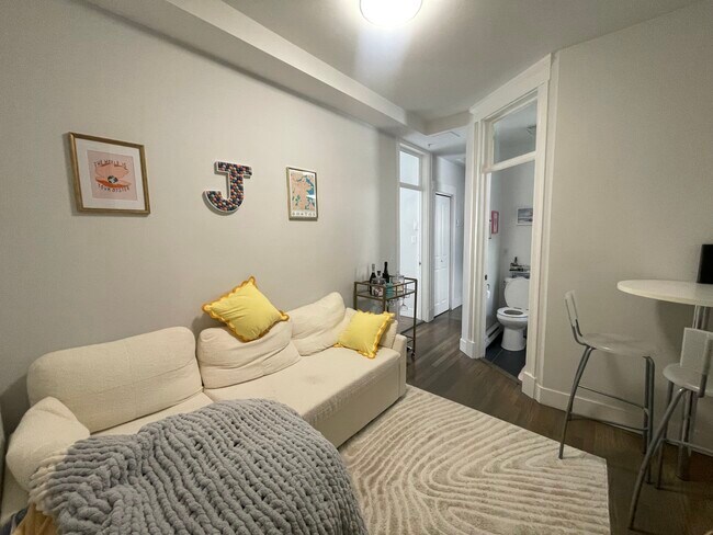 Foto del edificio - 65 Park Dr