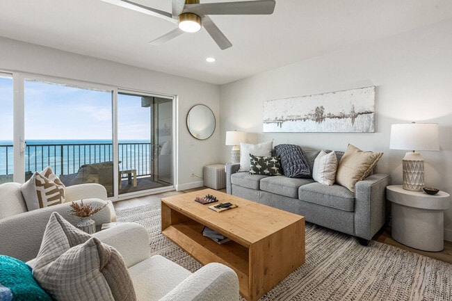 Building Photo - 150 S Shore Dr