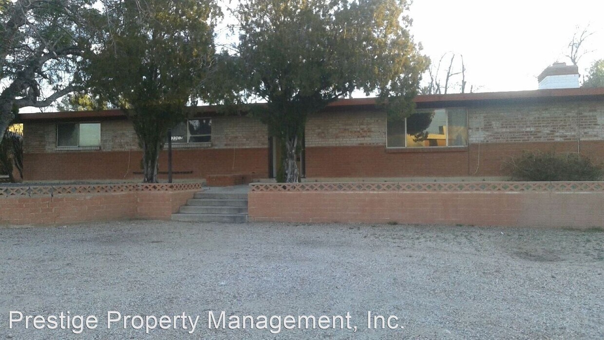 2202 N Indian Ruins Rd, Tucson, AZ 85715 House Rental in Tucson, AZ