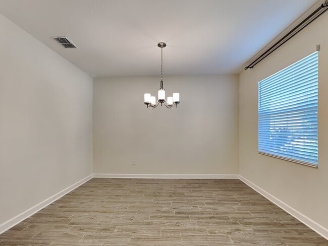 Building Photo - 472 Brunswick Dr