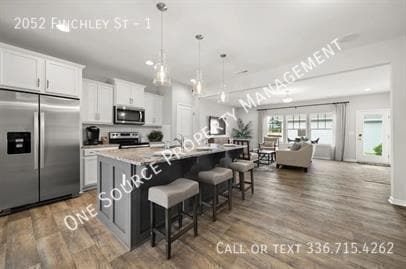 Building Photo - 2052 Finchley St