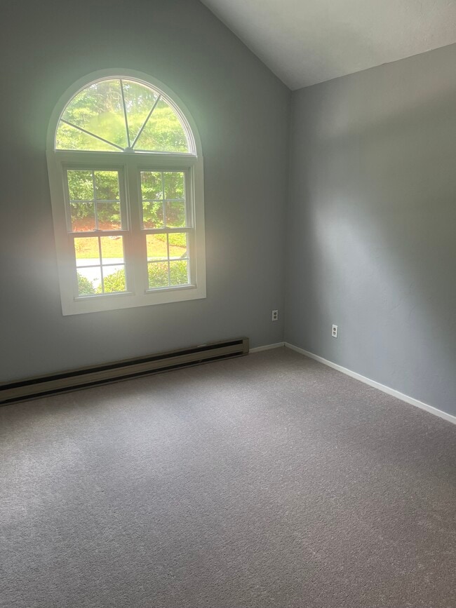 bedroom 1 - 85 Riverview Pl