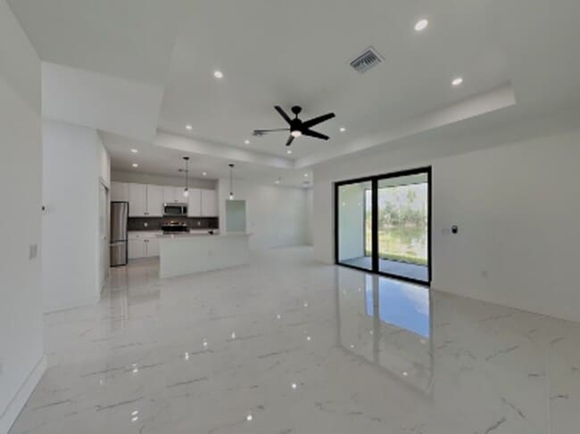 Foto del edificio - 2309 NE 39th St