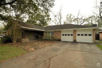 Building Photo - 5215 Sanford Rd