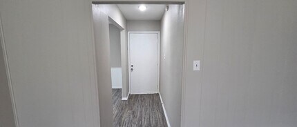 Building Photo - 11122 Thackery Ln