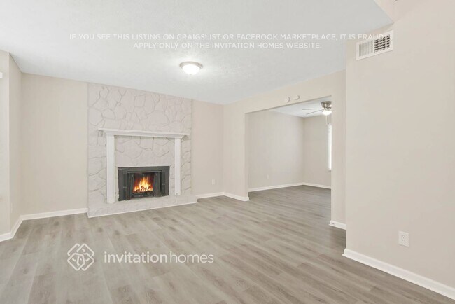 Foto del edificio - 651 Fairforest Ct