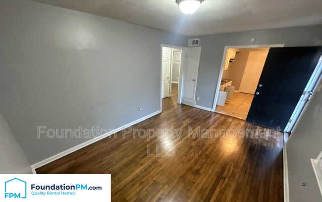 Foto del edificio - 1937 Pinedale Ave