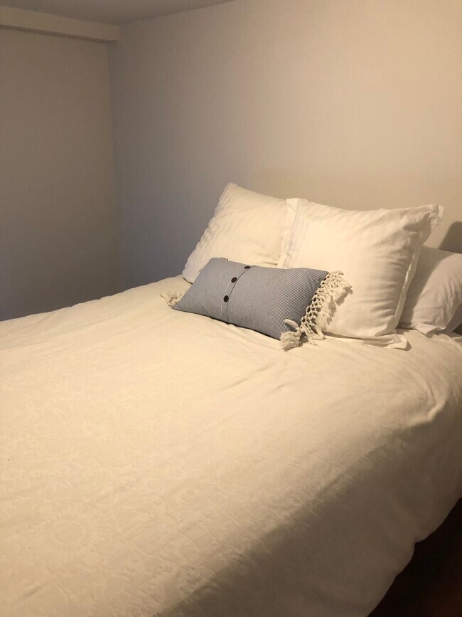 130 N 4th St, Lewisburg, PA 17837 House Rental in Lewisburg, PA