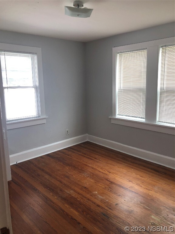 Building Photo - 105 Sanchez Ave