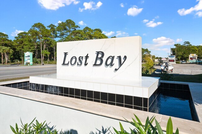 Foto del edificio - 4013 Blue Water Dr