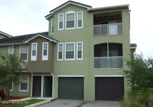 Building Photo - 10075 GATE N Pky
