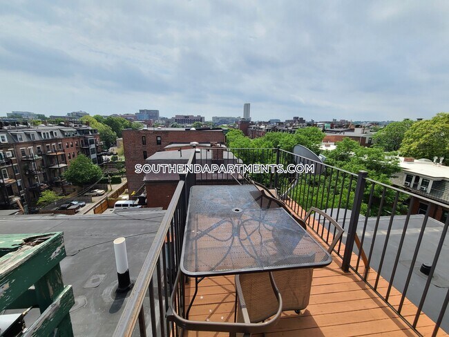 Foto del edificio - 764 Tremont St