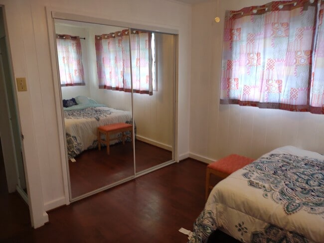 Mirrored Closet Doors - 2074 St Louis Dr