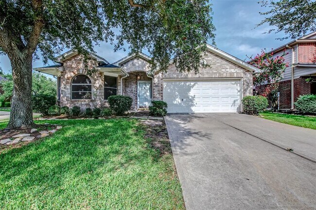 Building Photo - 3508 Stonegate Cir