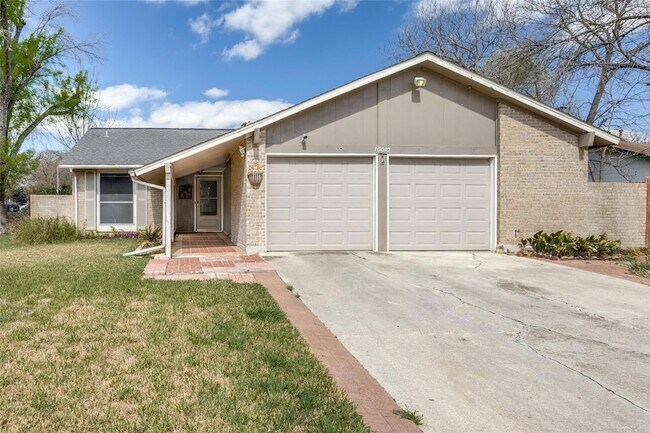 Foto del edificio - 10010 Childress Dr