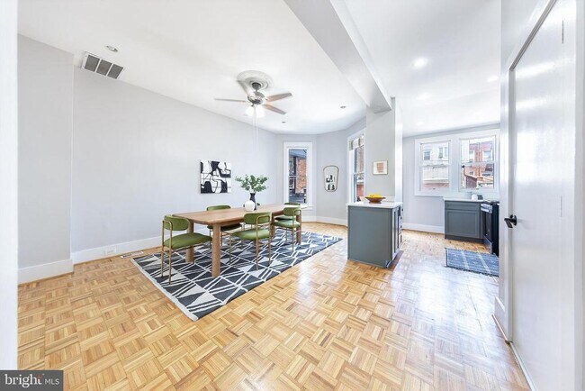 Foto del edificio - 117 R St NW