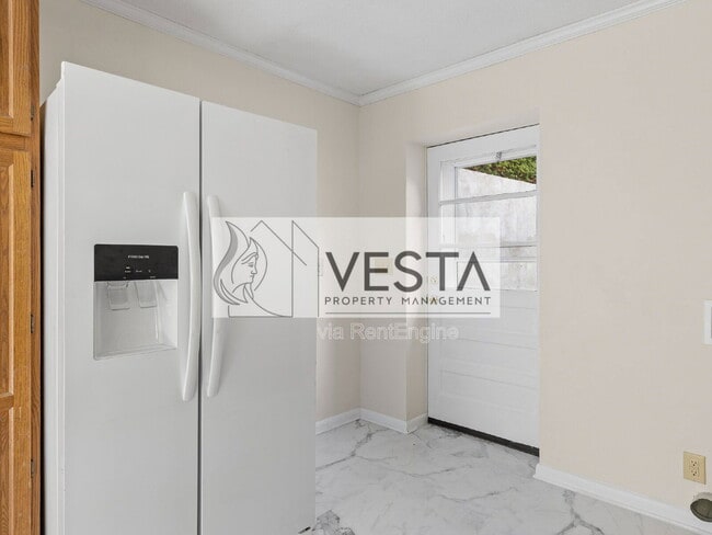 Building Photo - 78 Old Oak Hill Rd