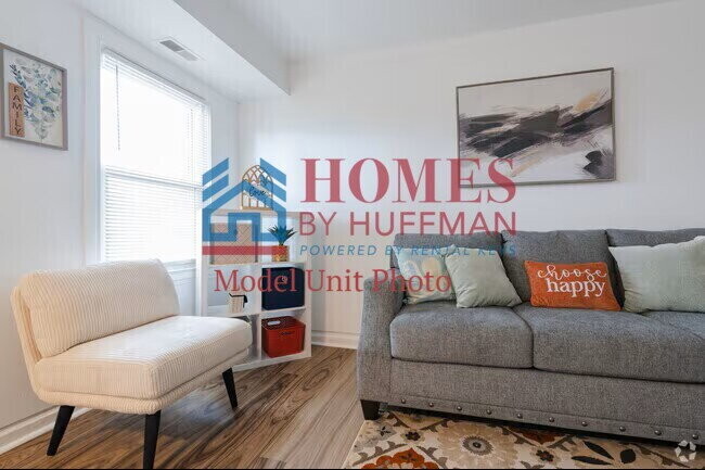 Building Photo - One Bedroom Apartment | Laundry Facility