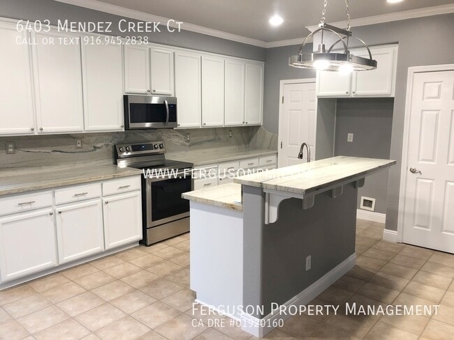 Foto del edificio - 6403 Mendez Creek Ct