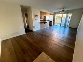 Building Photo - 615 Fredricks Ave