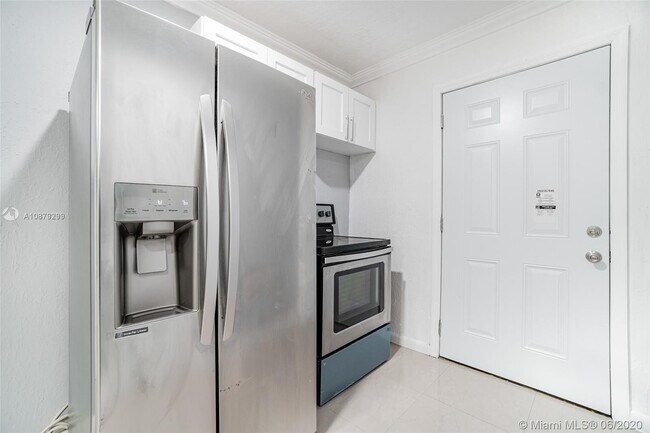 Building Photo - 912 NW 55th Terrace