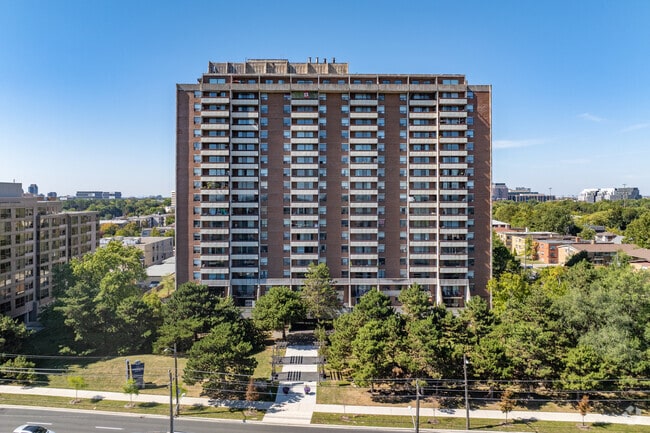 3636 Bathurst - The Empress House