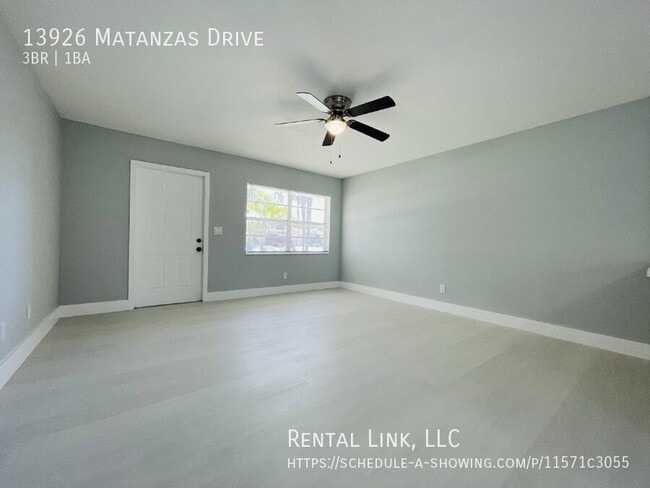 Foto del edificio - 13926 Matanzas Dr