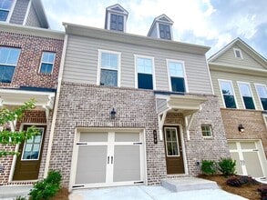 Building Photo - 230 Mahone Dr