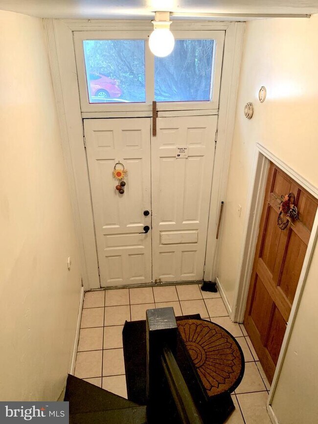 414 E Norwegian St, Pottsville, PA 17901 Townhouse for Rent in