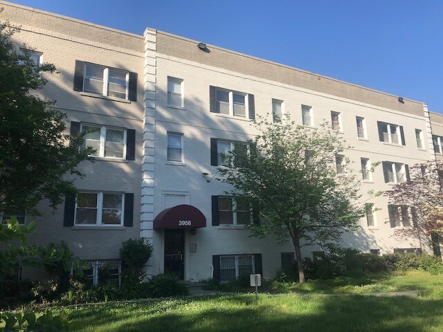 View of Building - 3956 Pennsylvania Ave SE