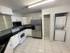 Building Photo - 1149 Independence Dr