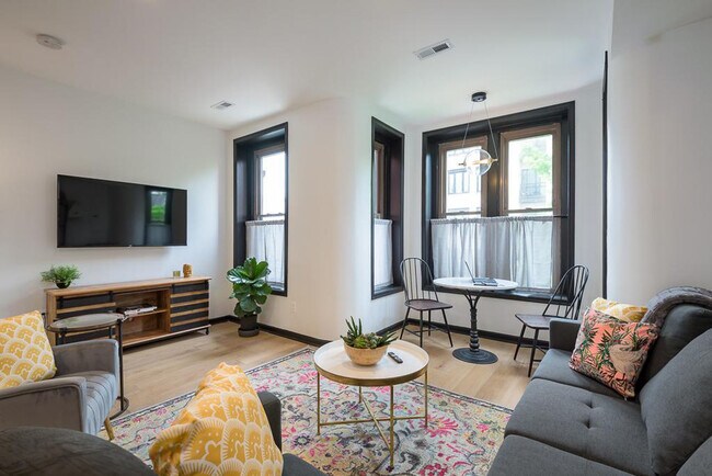 Foto del edificio - 1322 9th St NW