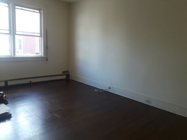 Foto del edificio - 510 Wood-Ridge Ave