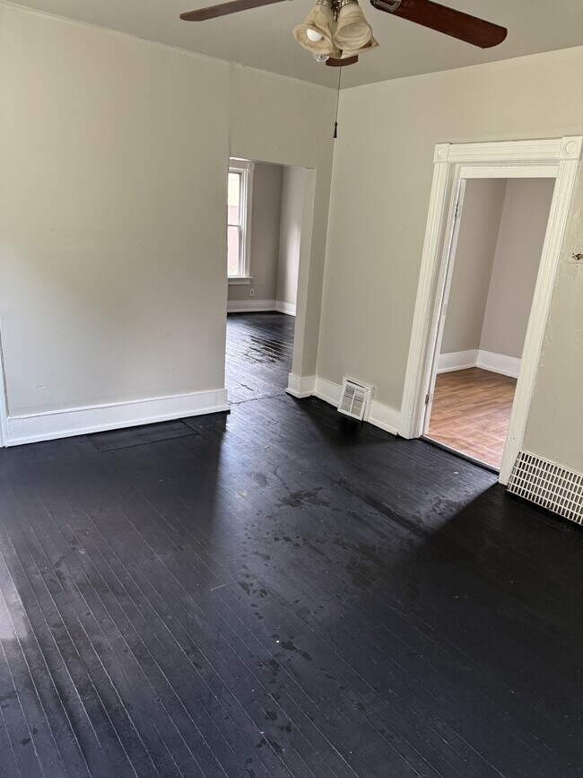 Foto del edificio - 2460 N 30th St