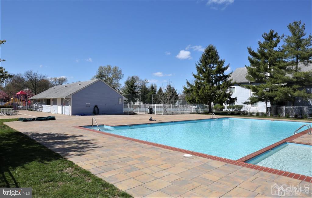 Foto principal - 1018 Aspen Dr