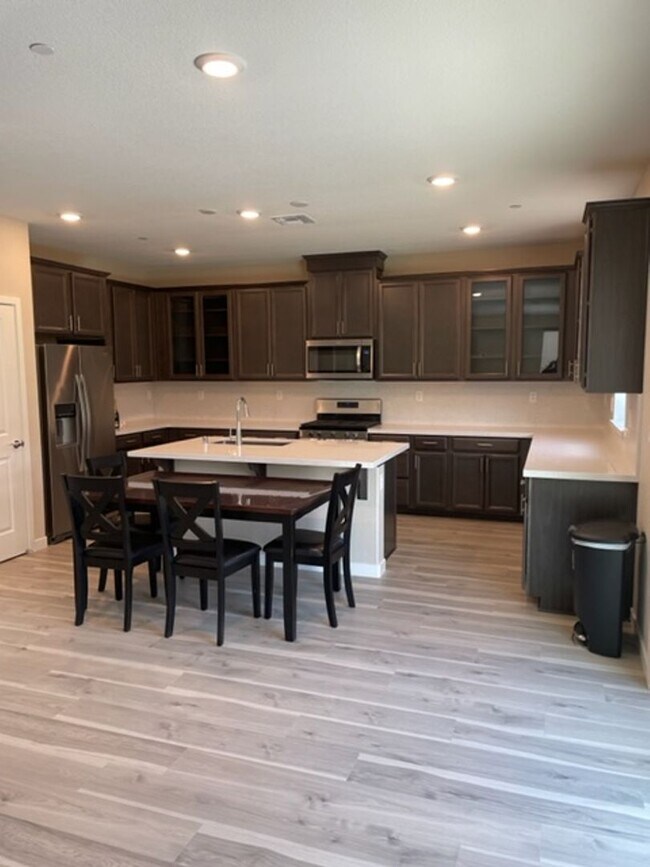 Building Photo - Newer Home with Owned Solar and 4 Bedrooms...