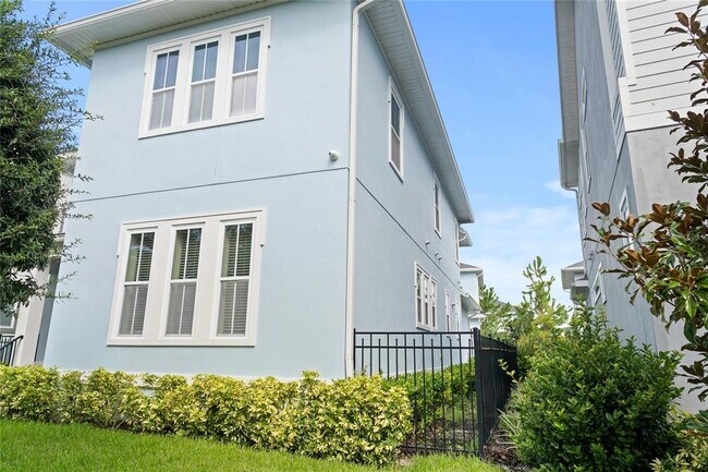 Building Photo - 8279 Nemours Pkwy