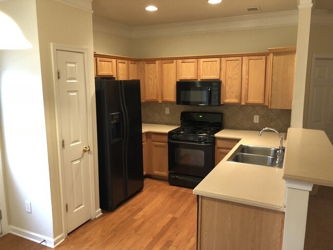 Foto del edificio - Conyers 3 Bed 2.5 Bath in Gated Community.