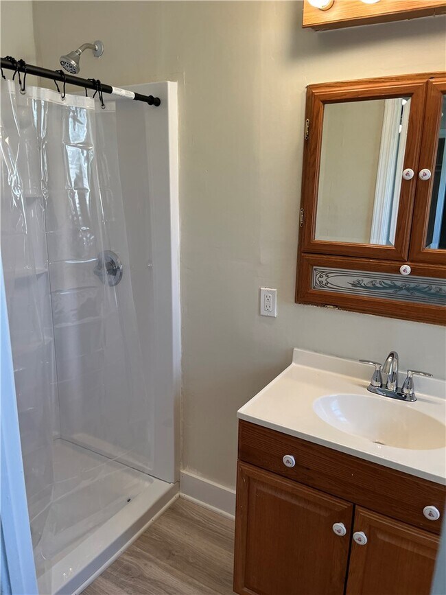 Foto del edificio - 207 Skyview Dr