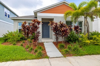 Building Photo - 13011 Pennybrook Dr