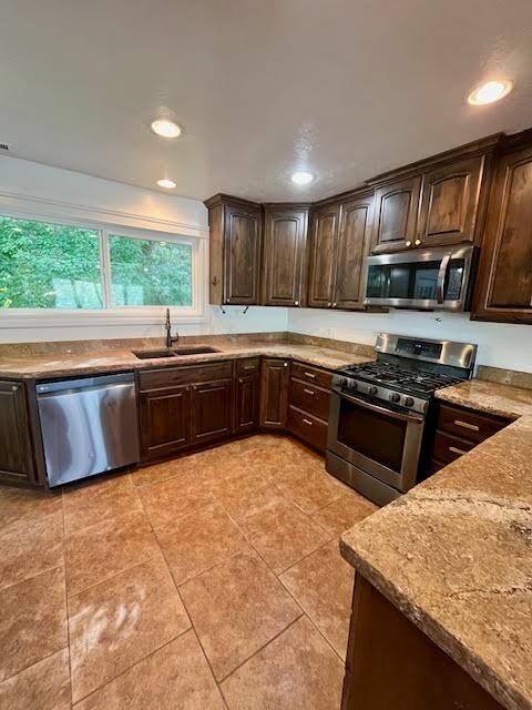 Foto del edificio - 185 E South Weber Dr