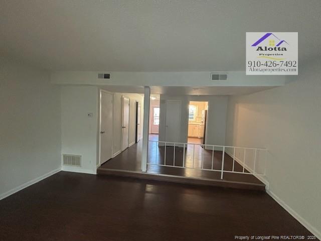 Building Photo - 573 Winding Creek Rd