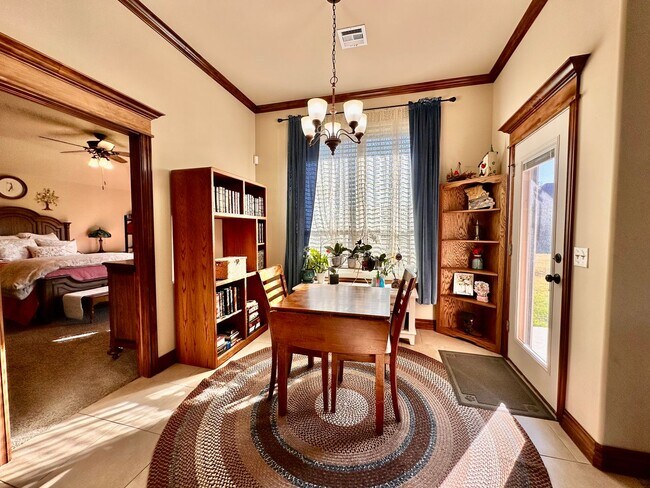 Foto del edificio - 3 bed, 2 bath home in Moore - Move in Deposit-Free! (If Qualified)