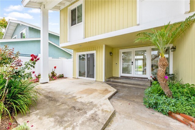 Foto del edificio - 5802 Midway Dr