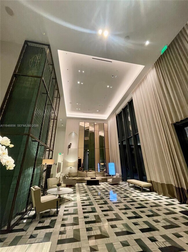 Foto del edificio - 801 S Miami Ave