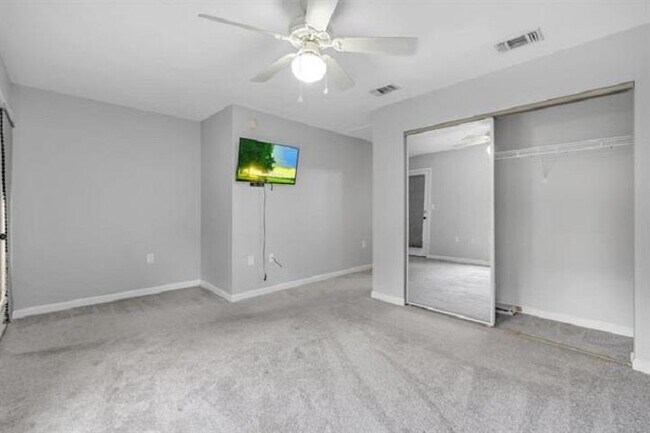 Building Photo - 2400 Fred Smith Rd
