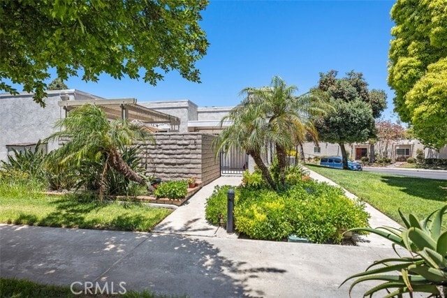 Building Photo - 2272 Via Mariposa E